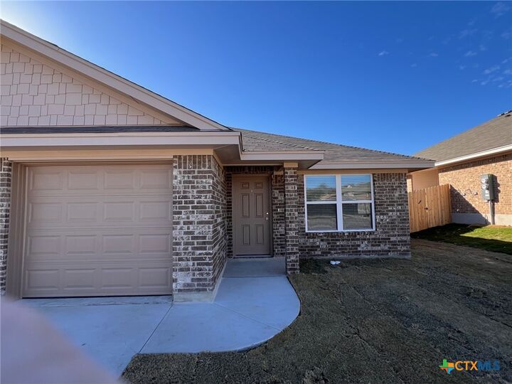 Property Photo:  1614 Risen Star Lane B  TX 76522 