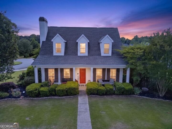 Property Photo: 200 Meadow Lake Drive GA 30116