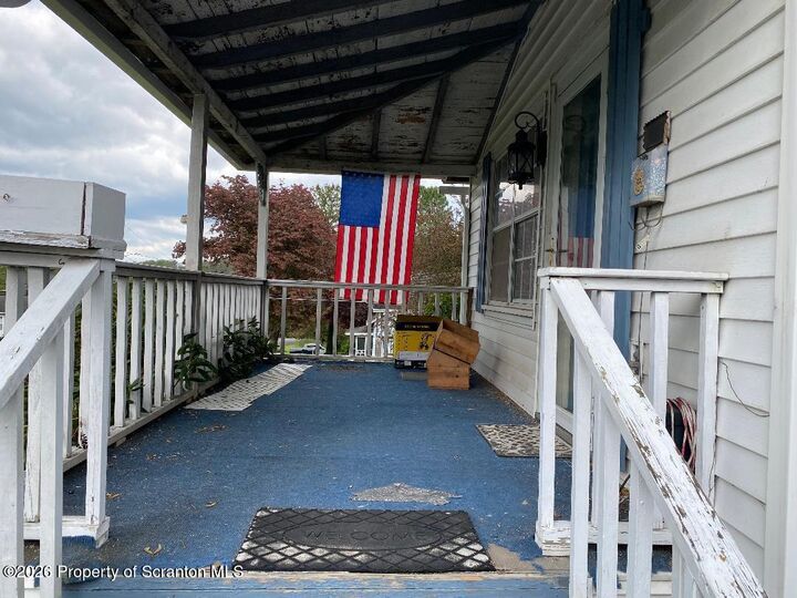 Property Photo:  33 Winola Avenue  PA 18657 