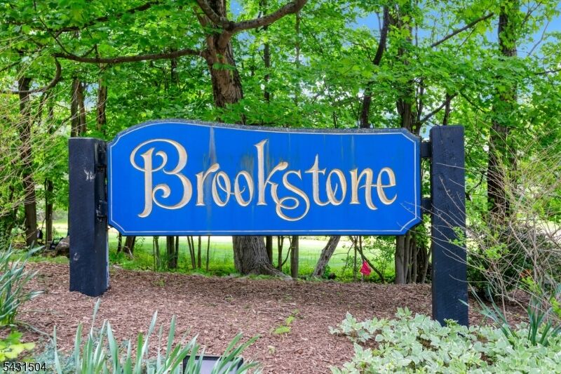 Property Photo:  42 Brookstone Cir 42  NJ 07950 