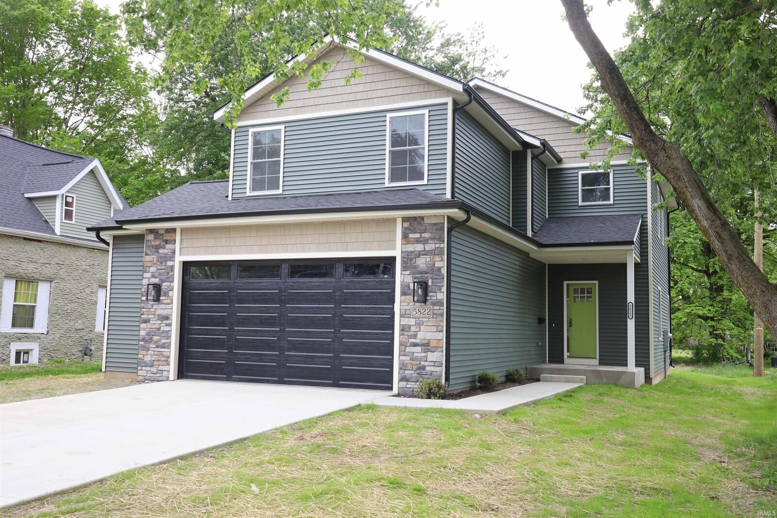 Property Photo: 5822 Fernwood Avenue IN 46809-2026