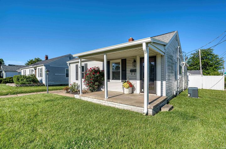 Property Photo:  2316 Garrison Avenue  IN 47711 