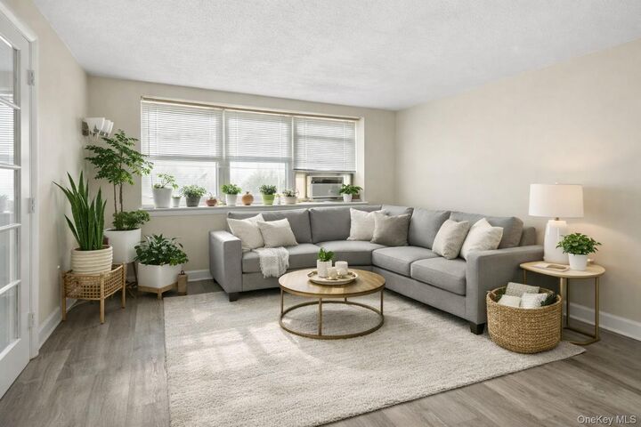 Property Photo:  79 N Broadway E  NY 10603 