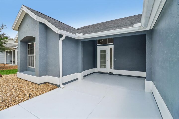 Property Photo:  207 Desota Court  FL 32159 