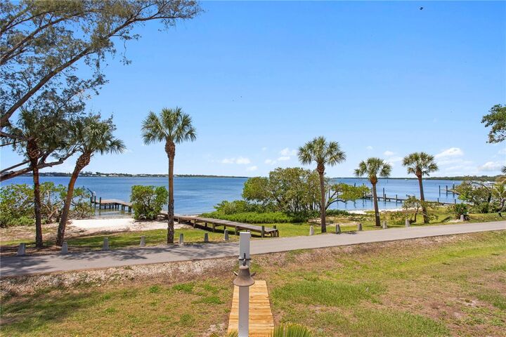 Property Photo: 5216 13th FL 34221