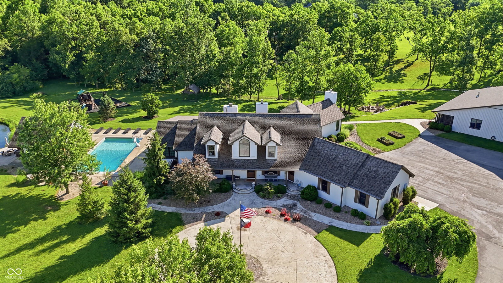 Property Photo: 4316 W Whiteland Road IN 46106
