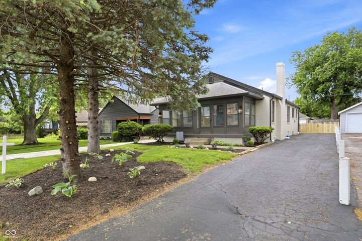 Property Photo: 1513 Broad Ripple Avenue IN 46220