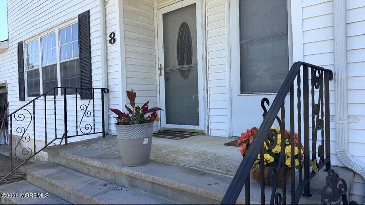 Property Photo:  8 Bonnie Drive  NJ 07748 
