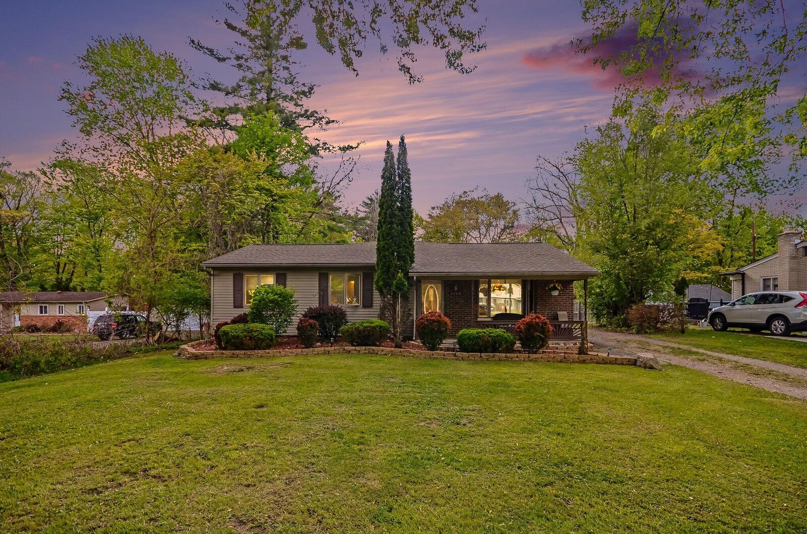 Property Photo: 22531 Leewright Avenue MI 48033