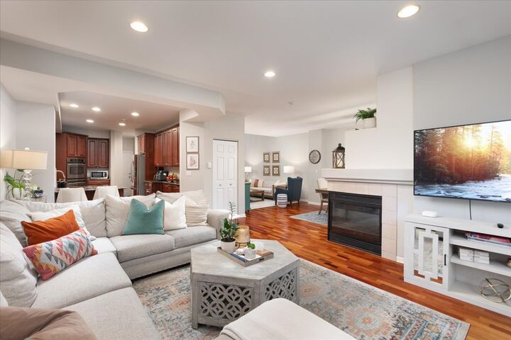 Property Photo:  908 Winners Cup Court  IL 60564 