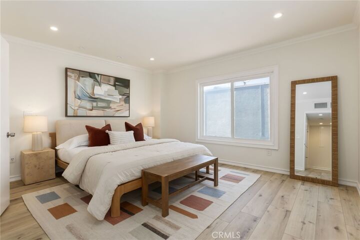 Property Photo: 4216 Ethel Ave, Apt 5 CA 91604