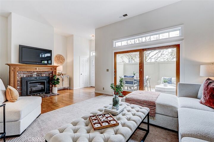 Property Photo:  234 N Irena 3  CA 90277 