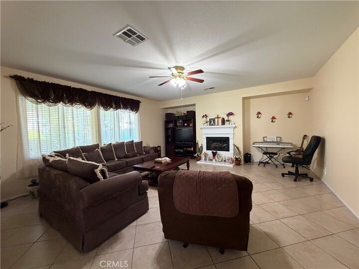 Property Photo:  16556 Withers Way  CA 92555 