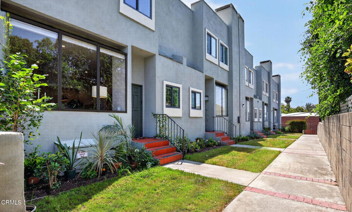 Property Photo: 657 S Marengo Avenue 4 CA 91106