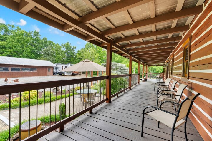 Property Photo:  990 Bugscuffle Rd  TN 37183 