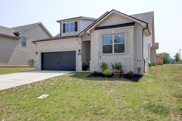 Property Photo:  715 Jodine Ann Dr  TN 37043 