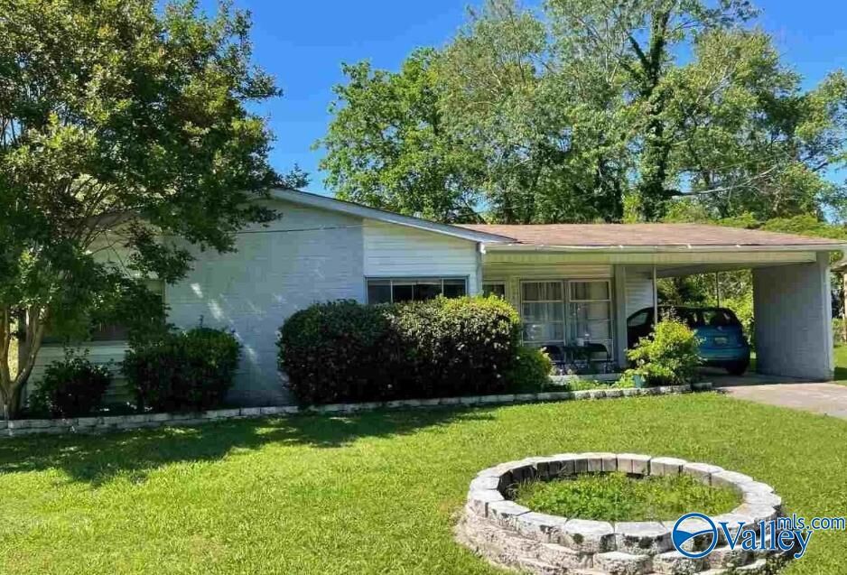 Property Photo:  2424 Medaris Road NW  AL 35810 