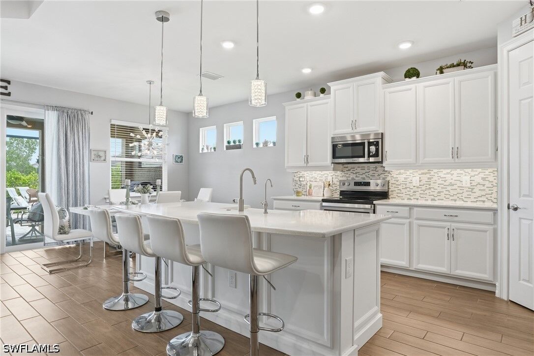 Property Photo: 28009 Longboat Key Run FL 34135