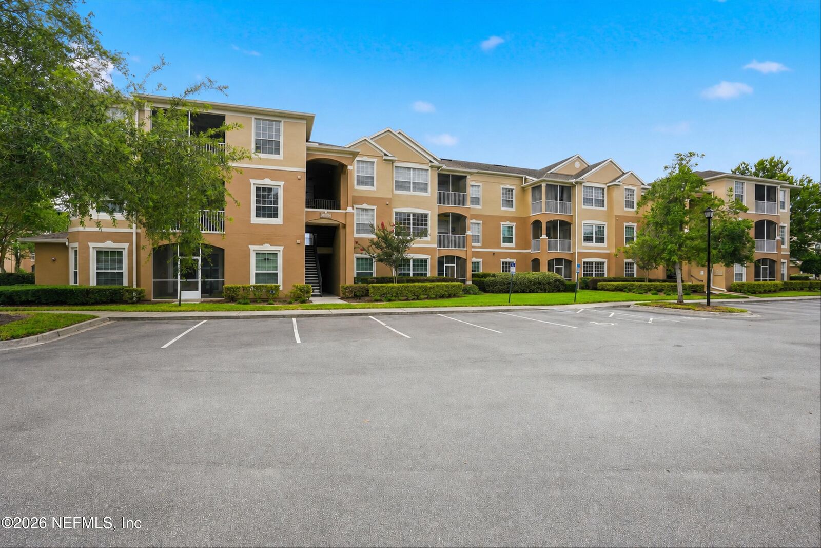 Property Photo:  7990 Baymeadows Road E 918  FL 32256 