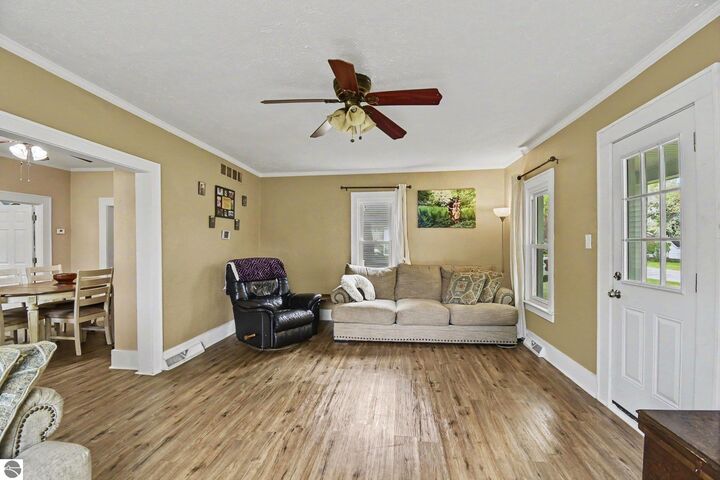 Property Photo:  601 N Arcade Street  MI 48624 