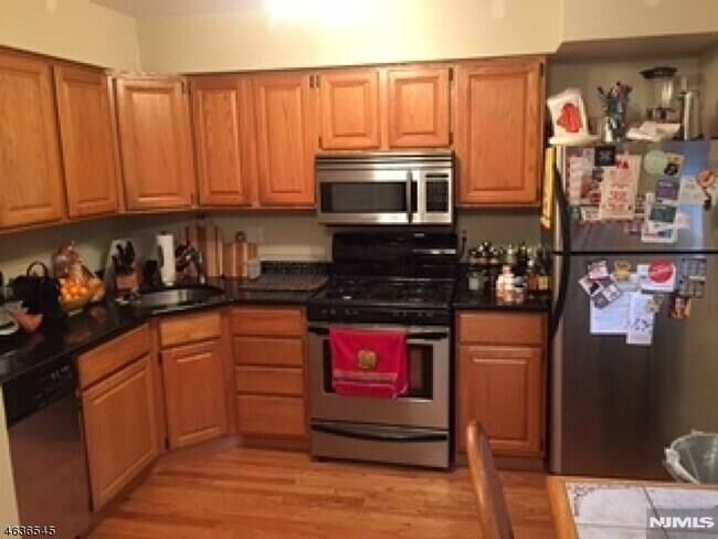 Property Photo:  1241 Valley Road 2  NJ 07470 