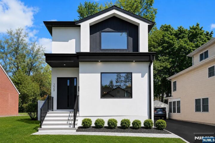 Property Photo:  229 Hickory Avenue  NJ 07670 