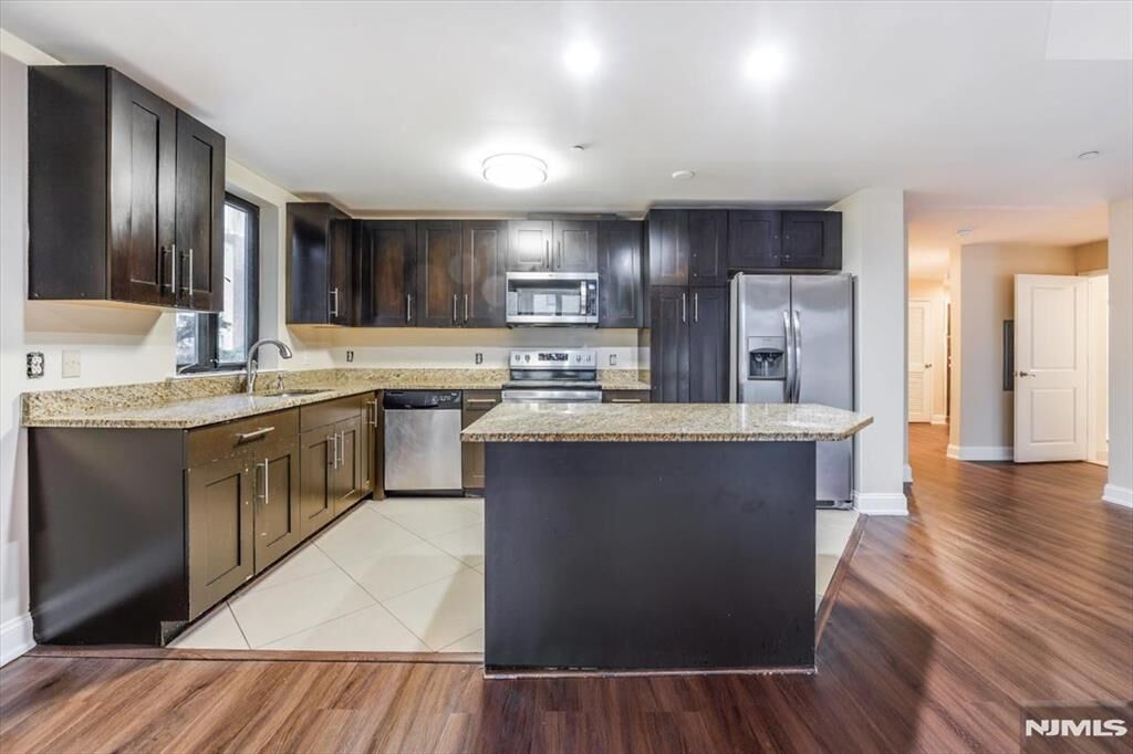 Property Photo:  29 1st Street 508  NJ 07601 