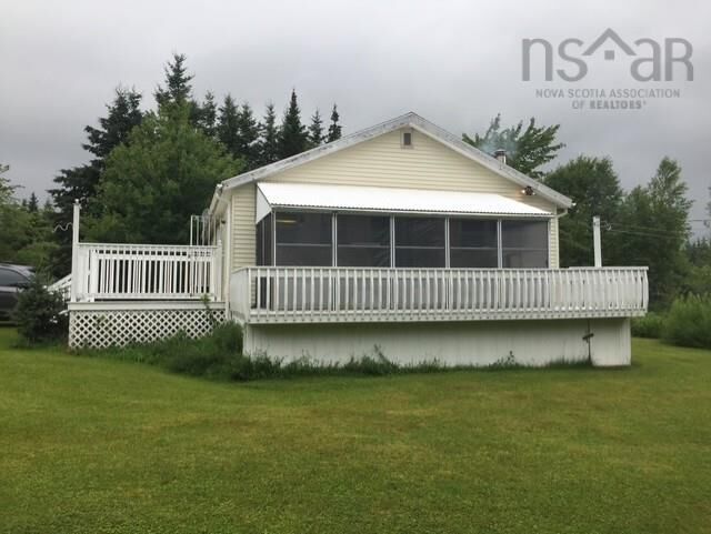 130 Woods Road — photo 1
