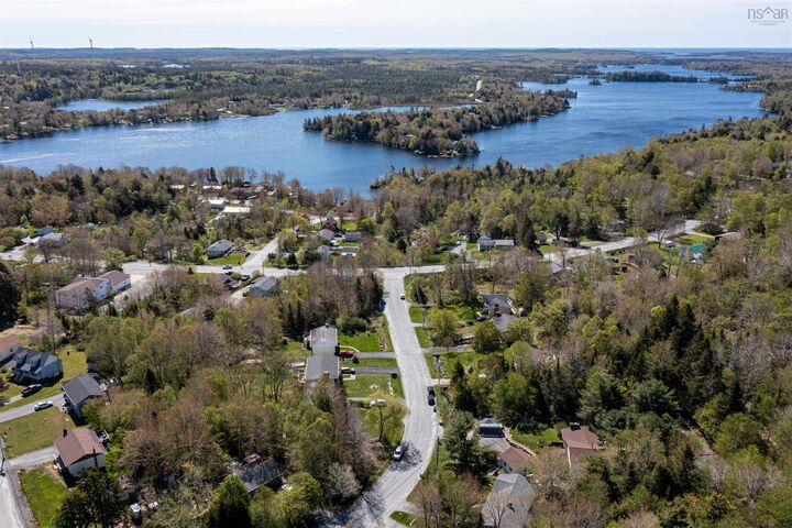 Property Photo:  28 Beech Hill Drive  NS B3E 1A6 