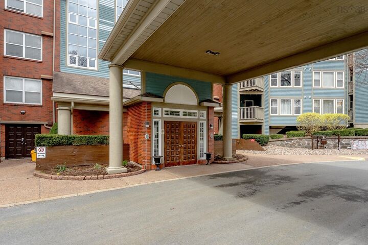 Property Photo:  407 2 Lake Drive  NS B4A 4H7 