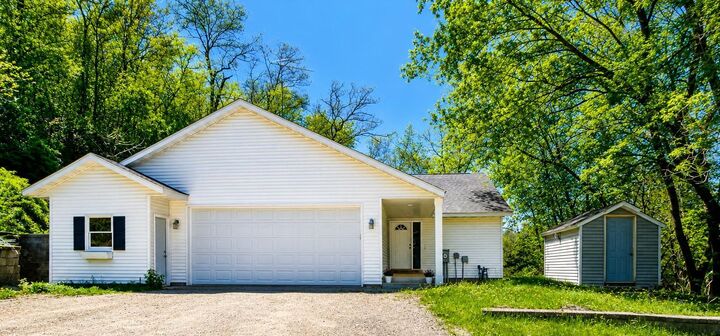 Property Photo:  661 Spring Creek Road S  MN 55066 