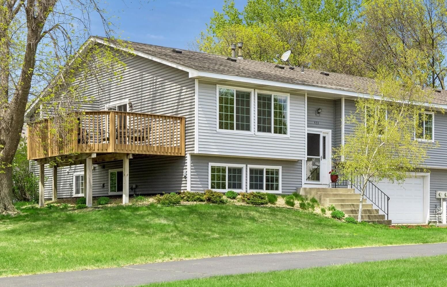 Property Photo:  433 97th Lane NE  MN 55434 