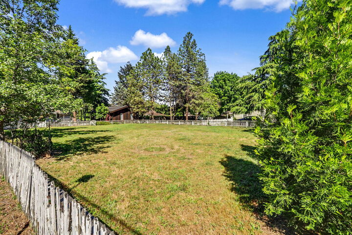 Property Photo: 0 E 'C' Street OR 97530