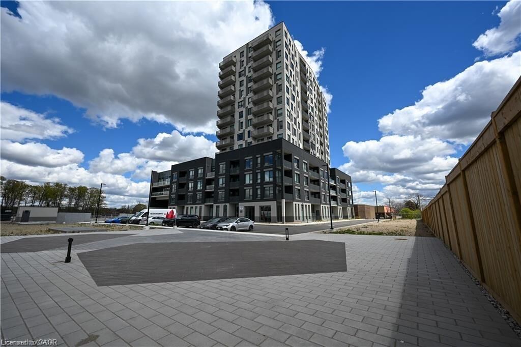 Property Photo:  1333 Weber Street E 318  ON N2A 1C2 