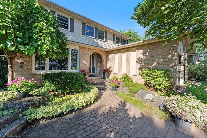 Property Photo:  2251 Kirkburn Drive  ON L7P 4E8 