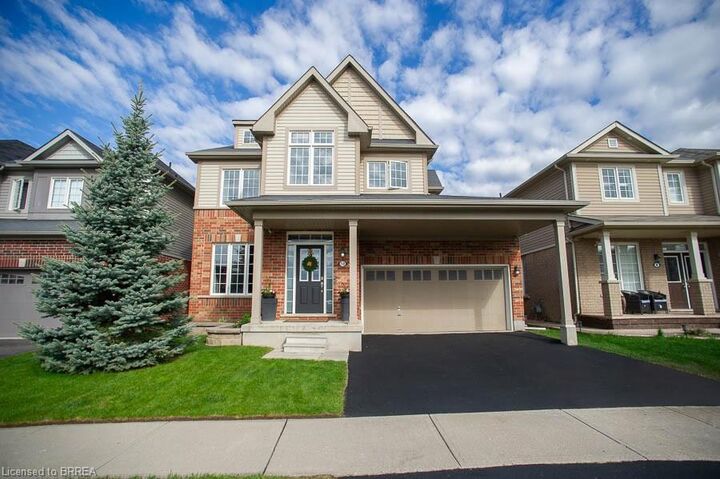 Property Photo:  10 Bisset Avenue  ON N3T 0H2 