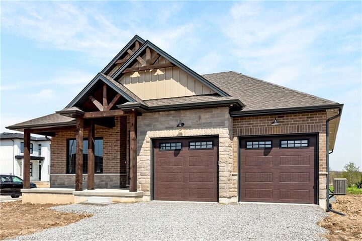 Property Photo:  3533 Dehaan Court  ON L0R 1G0 