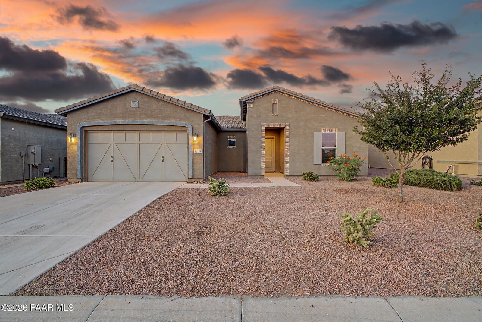 Property Photo:  41778 W Cactus Flower Drive  AZ 85138 
