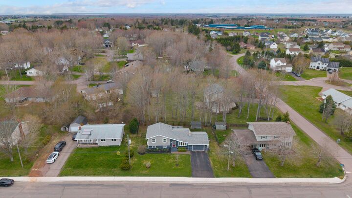 Property Photo:  86 Macdougall Drive  PE C1N 5E5 