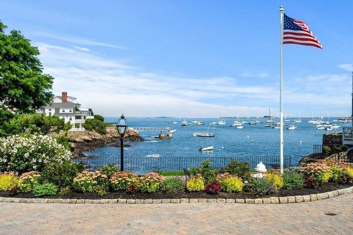 Property Photo:  7 Leslie Cove  MA 01945 