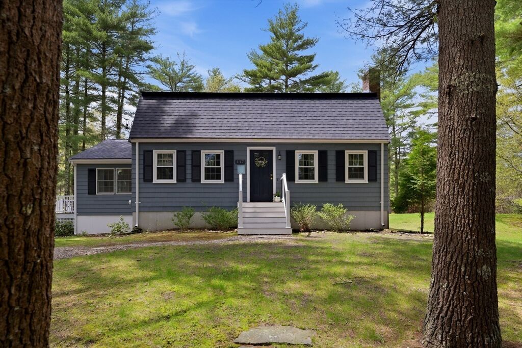 Property Photo:  117 Pelham St  MA 02359 