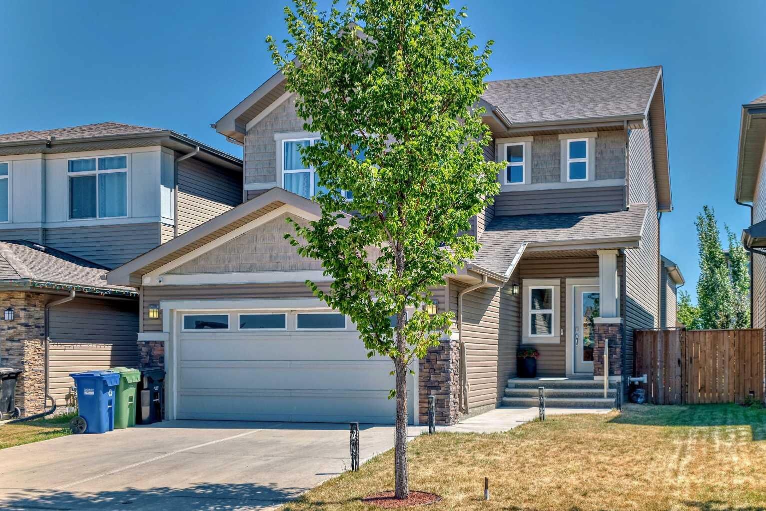 Property Photo:  17 Walgrove Manor SE  AB T2X 4C8 
