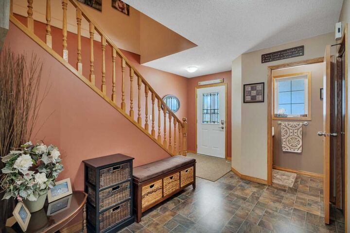 Property Photo:  4344 60A Avenue Crescent  AB T4G 1L2 