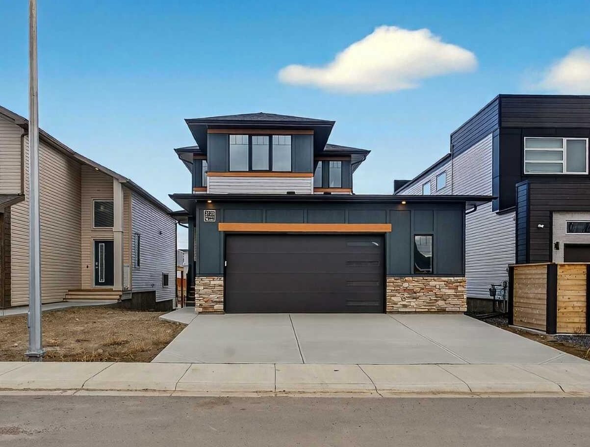 Property Photo:  3125 44 Street S  AB T1K 8L1 