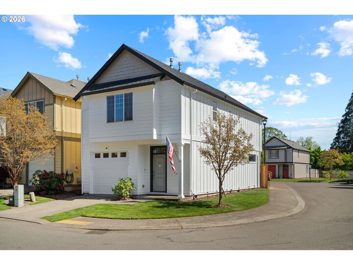 Property Photo: 17474 SE Reserve Loop OR 97267