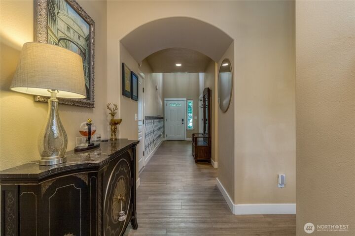 Property Photo:  941  Highland Road  WA 99362 