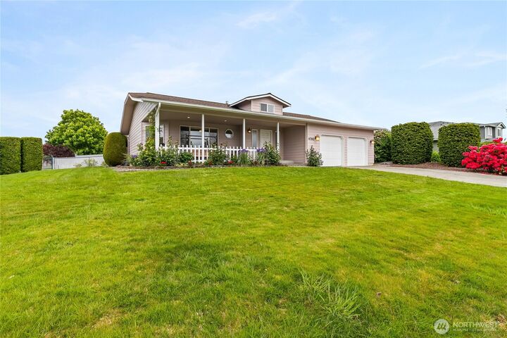 Property Photo:  4792 N Golf Course Drive  WA 98230 