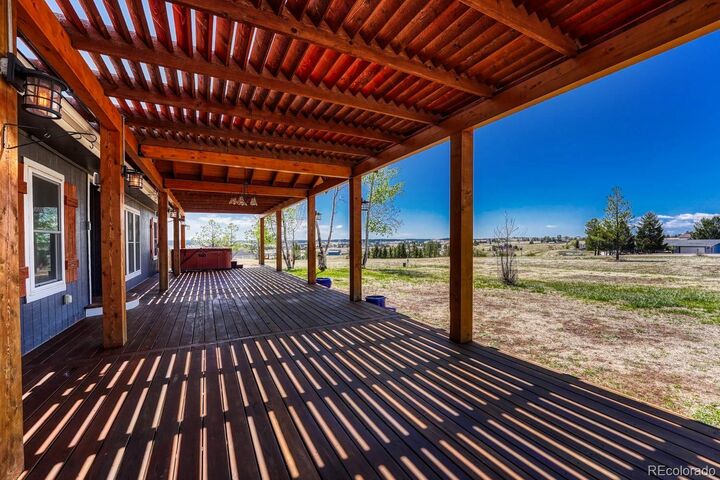 Property Photo:  1799 Appaloosa Trail  CO 80107 
