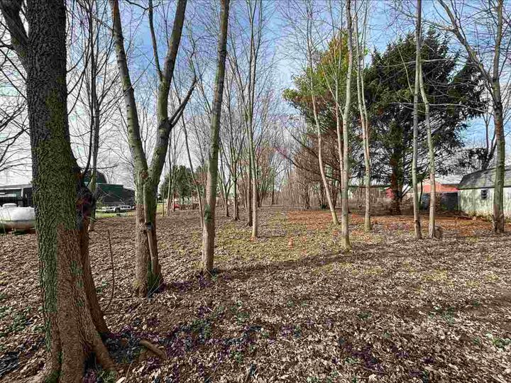 Property Photo: 1722 N Jacksonburg Road IN 47327