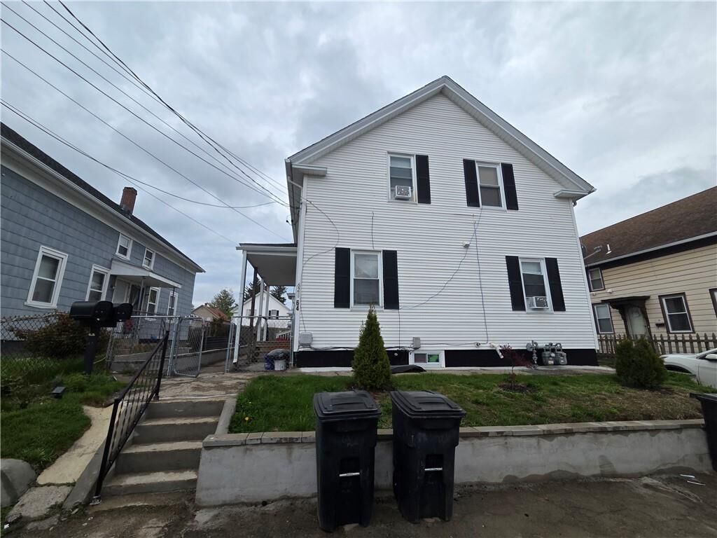 Property Photo:  62 Maple Avenue  RI 02919 